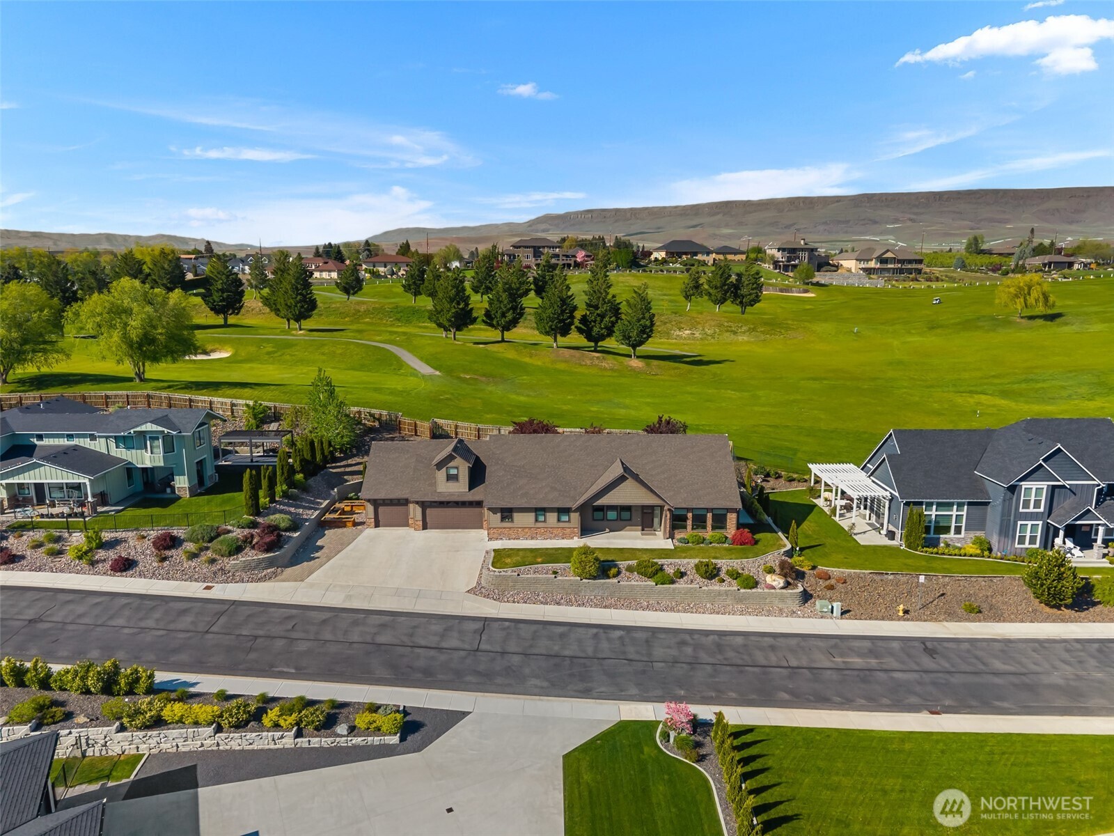 2741 Se Falcon View Drive Property Photo 40