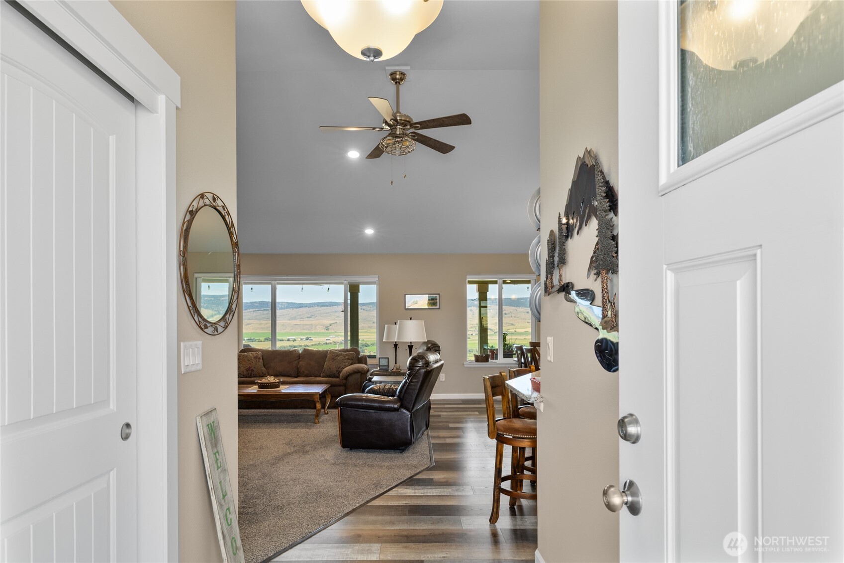 1561 Bitterbrush Drive Property Photo 14