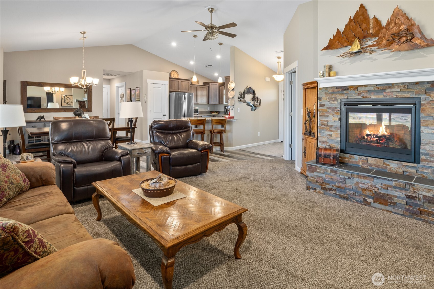 1561 Bitterbrush Drive Property Photo 17