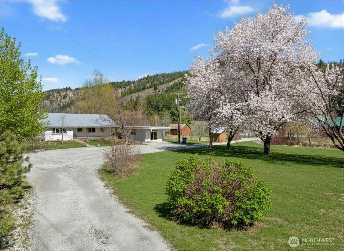 14985 Chumstick Highway Property Photo 6