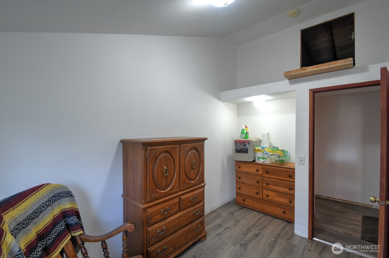 242 Main Street Property Photo 14