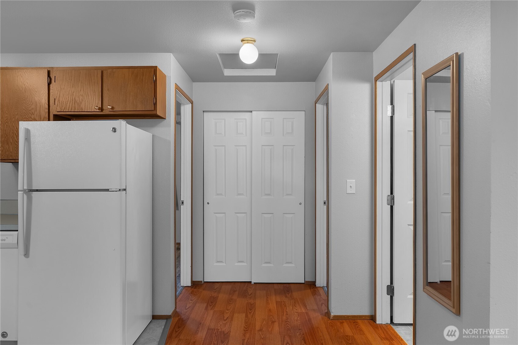 4938 Wilshire Court A & B Property Photo 13