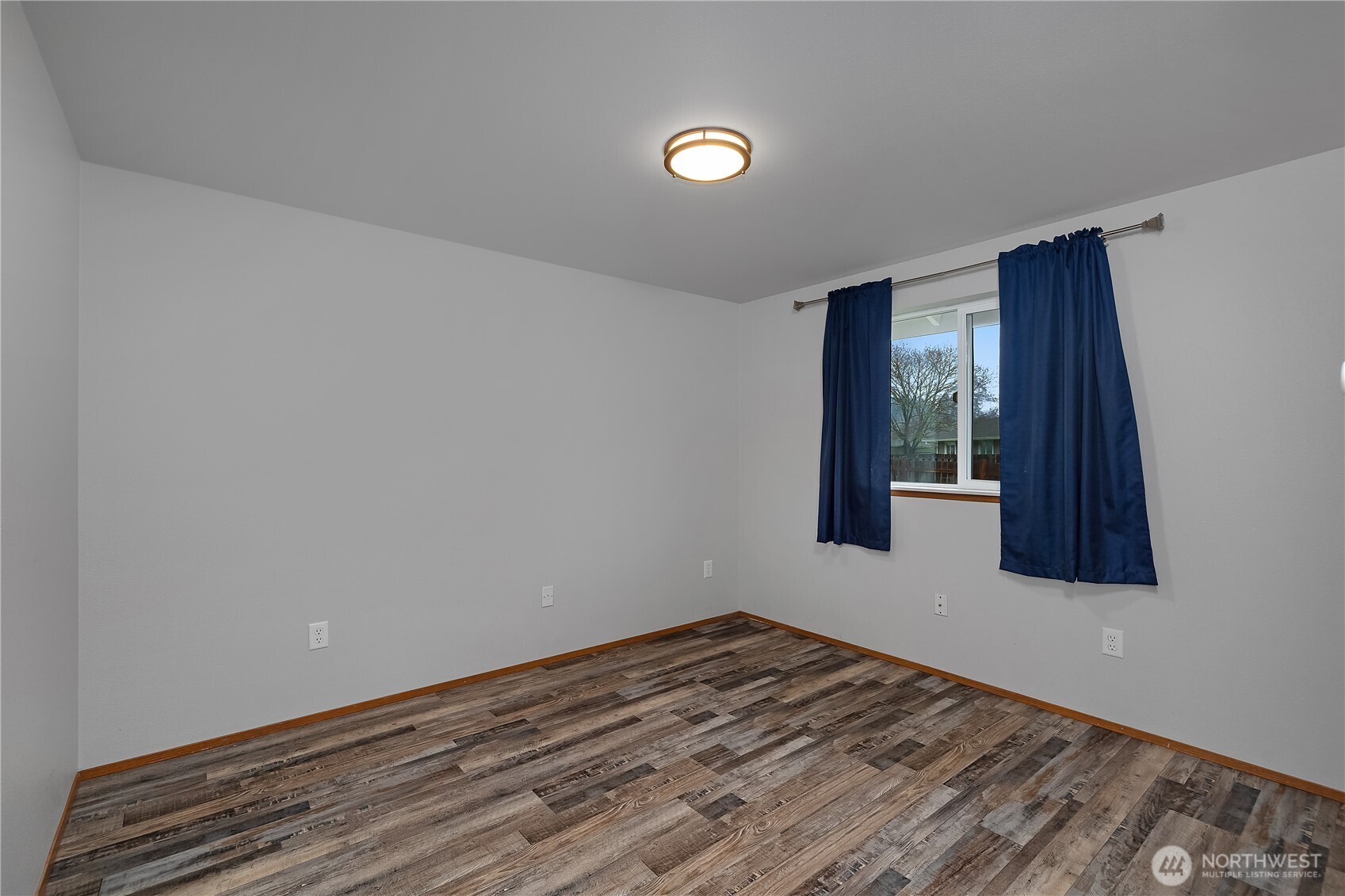 4938 Wilshire Court A & B Property Photo 15