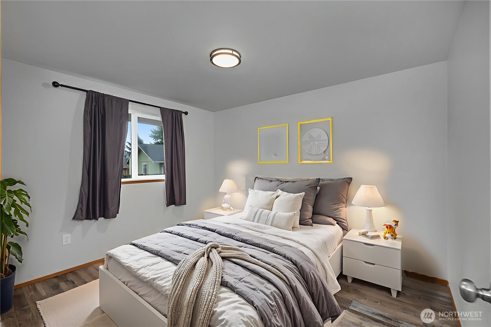 4938 Wilshire Court A & B Property Photo 18