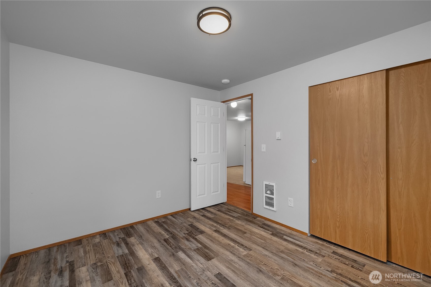 4938 Wilshire Court A & B Property Photo 20