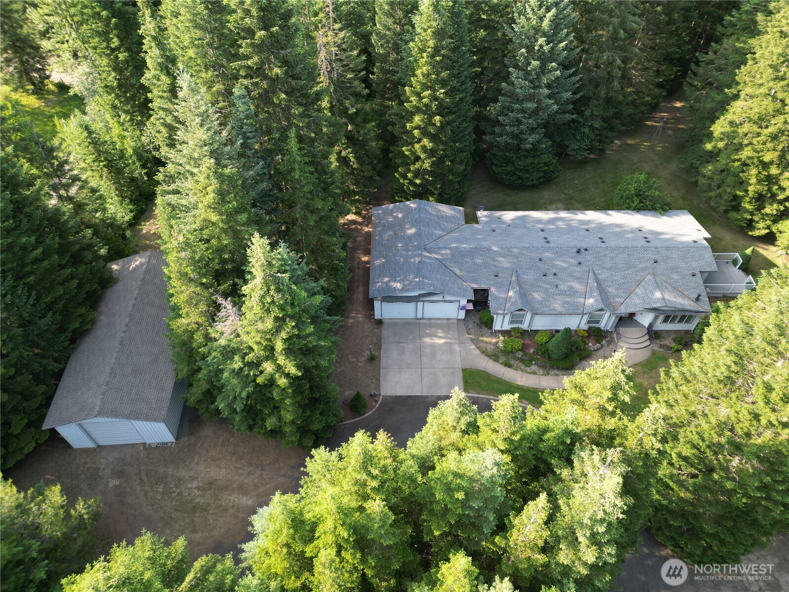 7010 W Dahl Road Property Photo 4