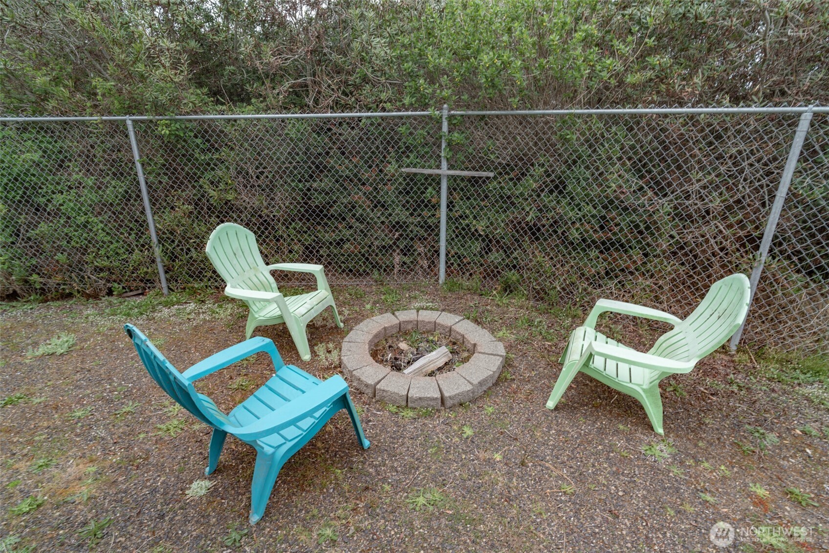 1116 Sw Glendover Court Property Photo 8