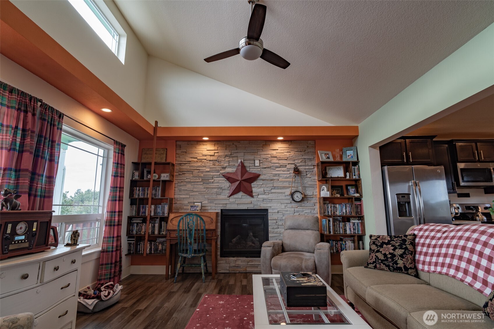 1116 Sw Glendover Court Property Photo 16