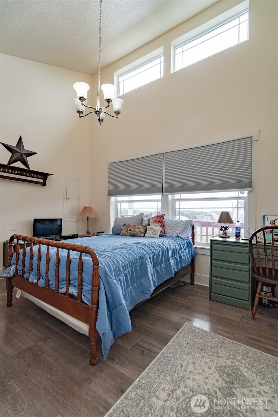 1116 Sw Glendover Court Property Photo 25