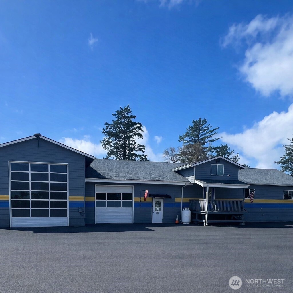 4015 Pacific Way Property Photo 1
