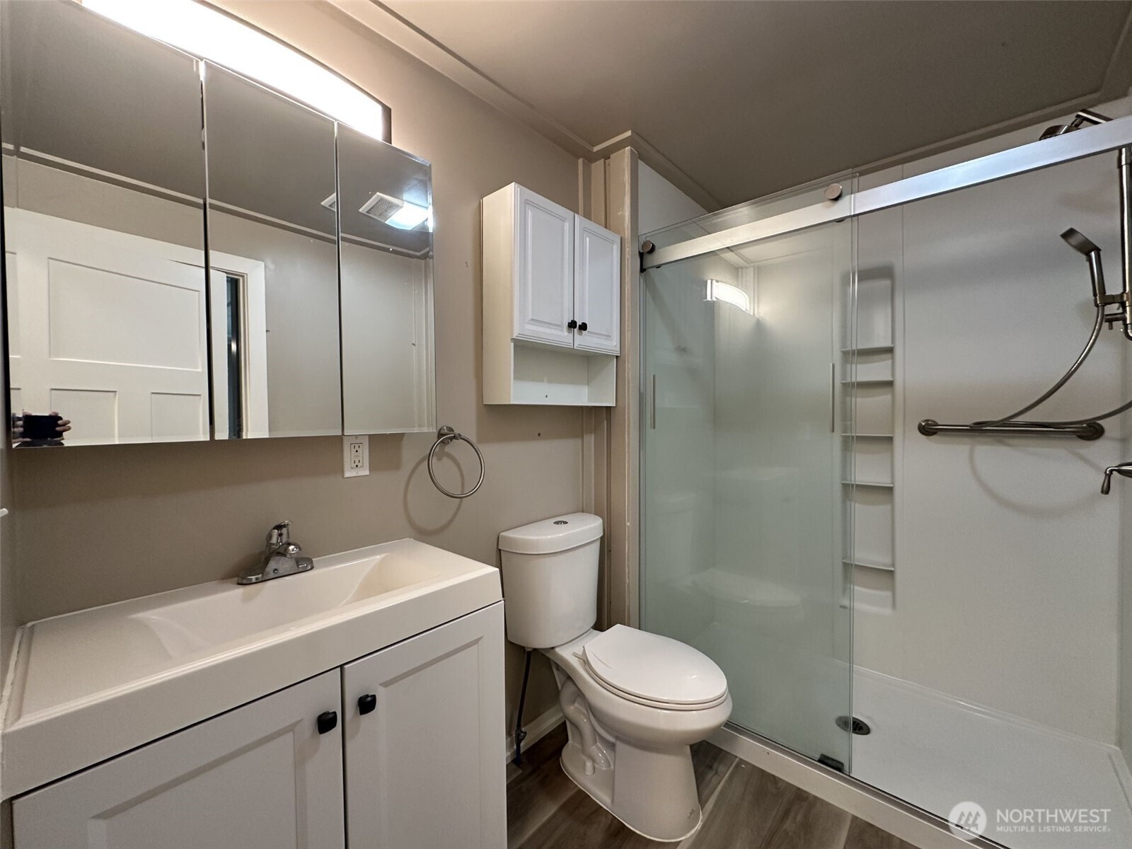 18538 Dynamite Dr Se Property Photo 13