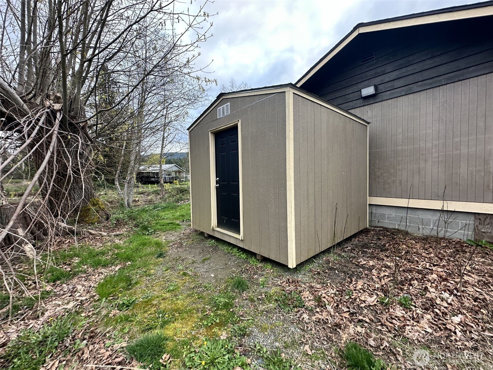 18538 Dynamite Dr Se Property Photo 18