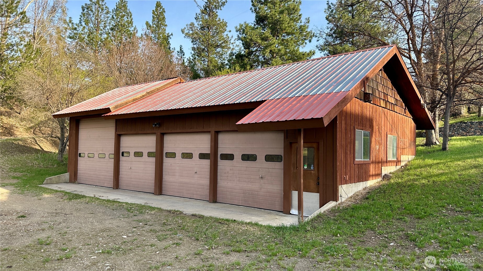 132 Twin Lakes Road Property Photo 4