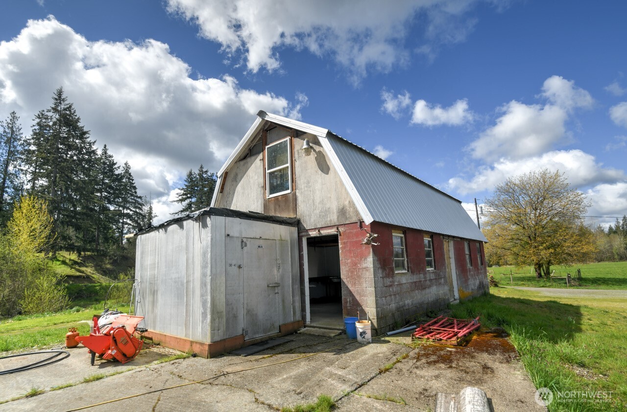 17115 Hannus Road Property Photo 11