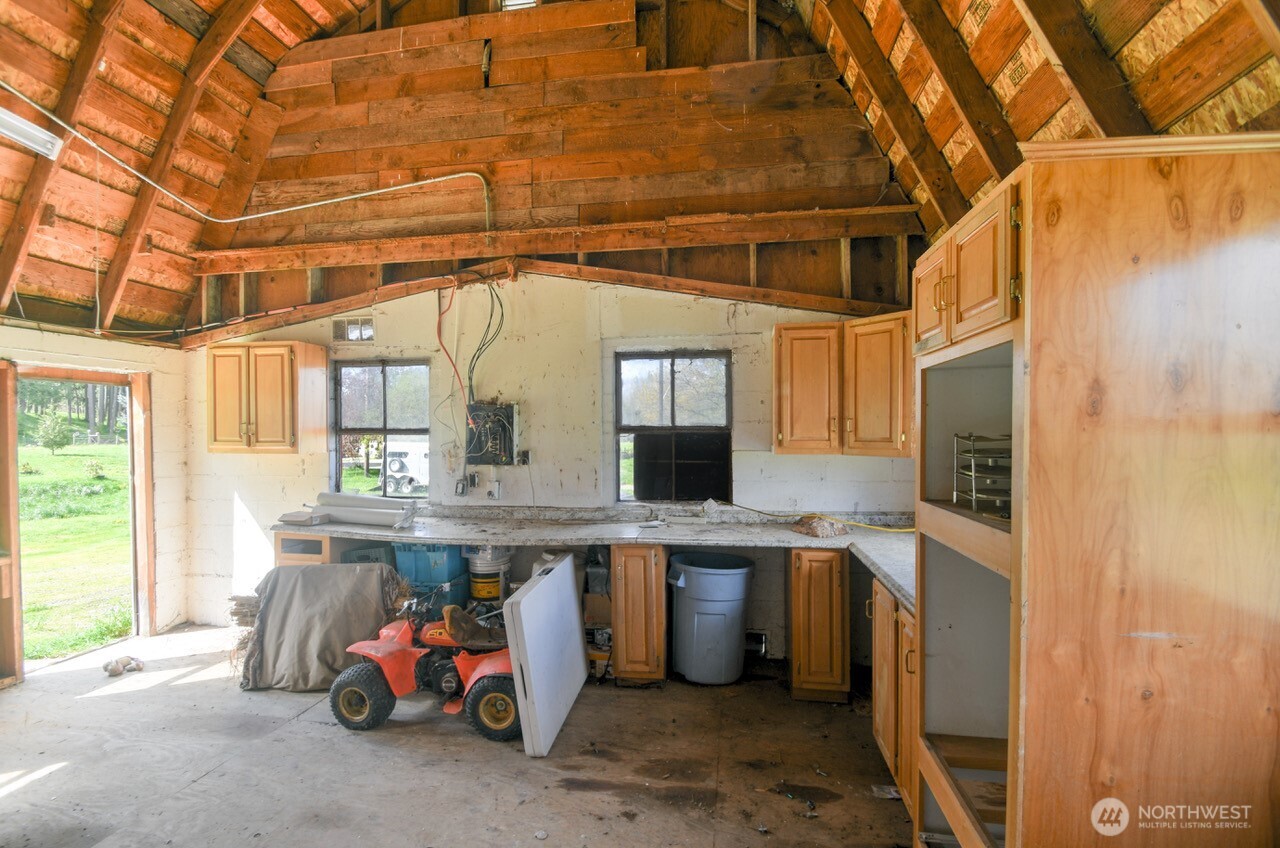 17115 Hannus Road Property Photo 14