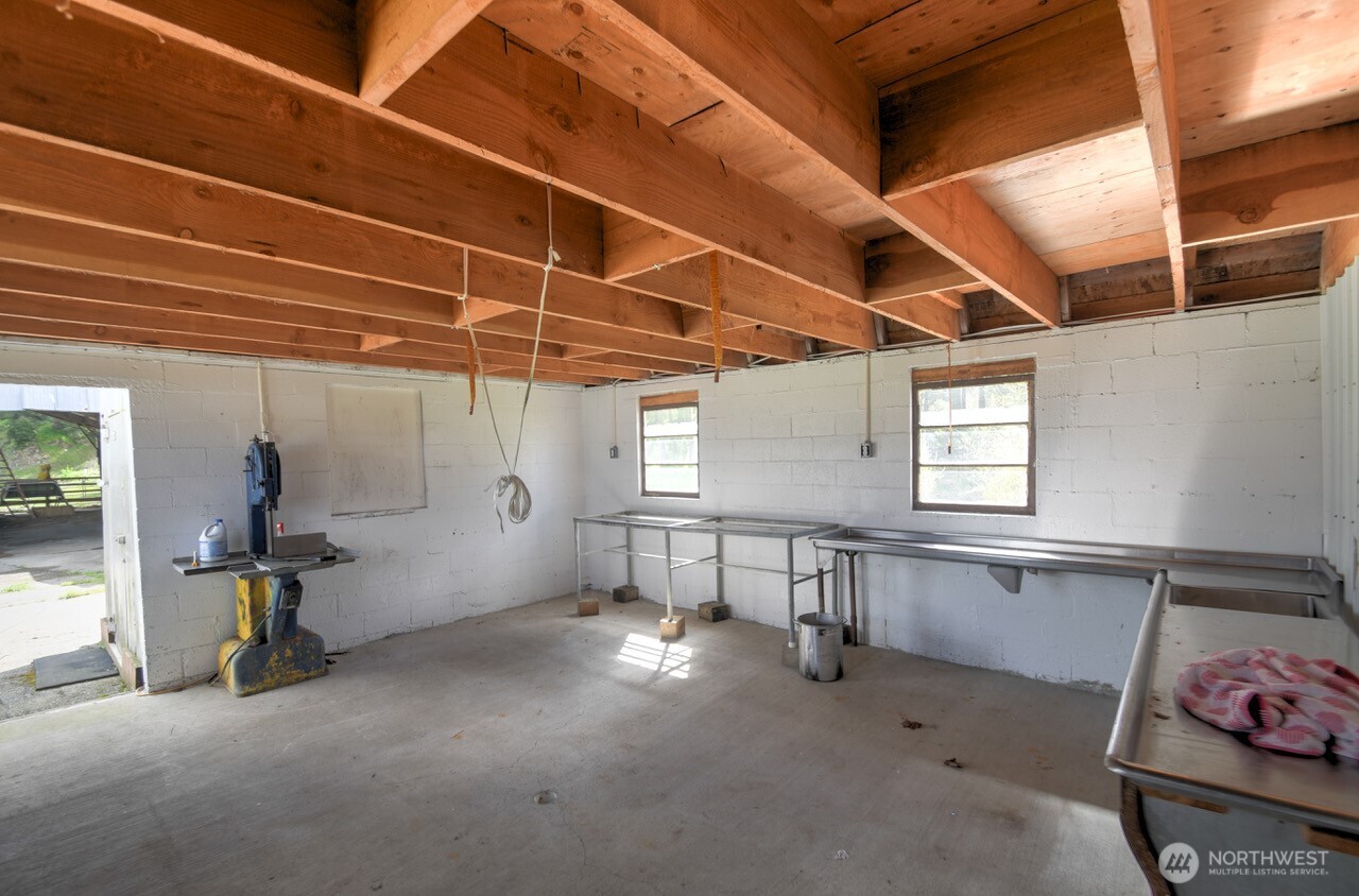 17115 Hannus Road Property Photo 16