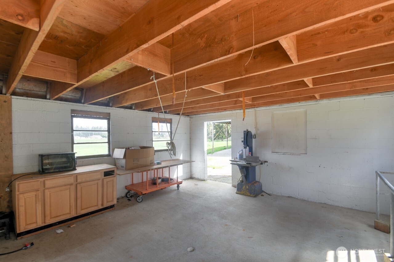 17115 Hannus Road Property Photo 17
