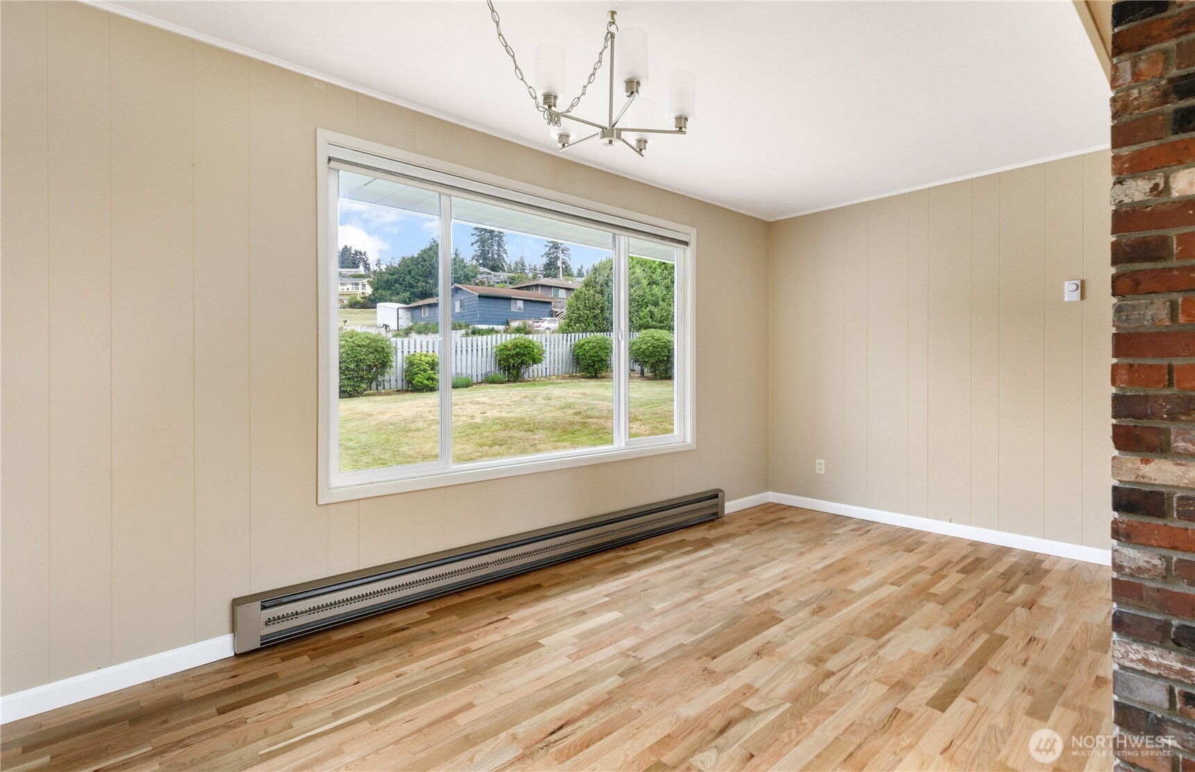 690 Maplewood Loop Property Photo 10
