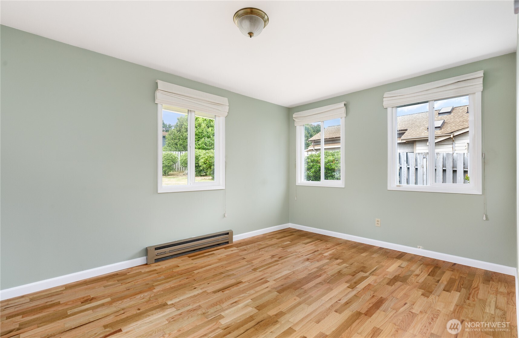 690 Maplewood Loop Property Photo 30