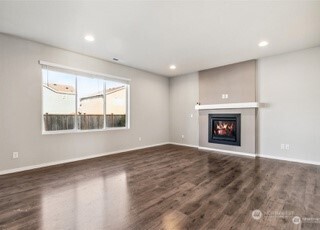 6930 Oleander Ave Ne Property Photo 5
