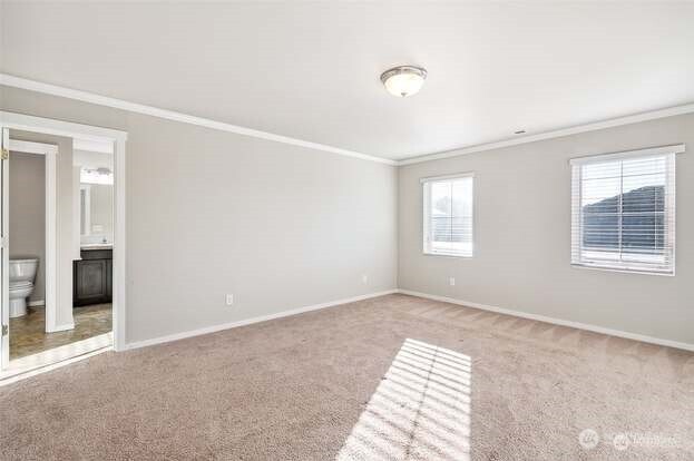 6930 Oleander Ave Ne Property Photo 14