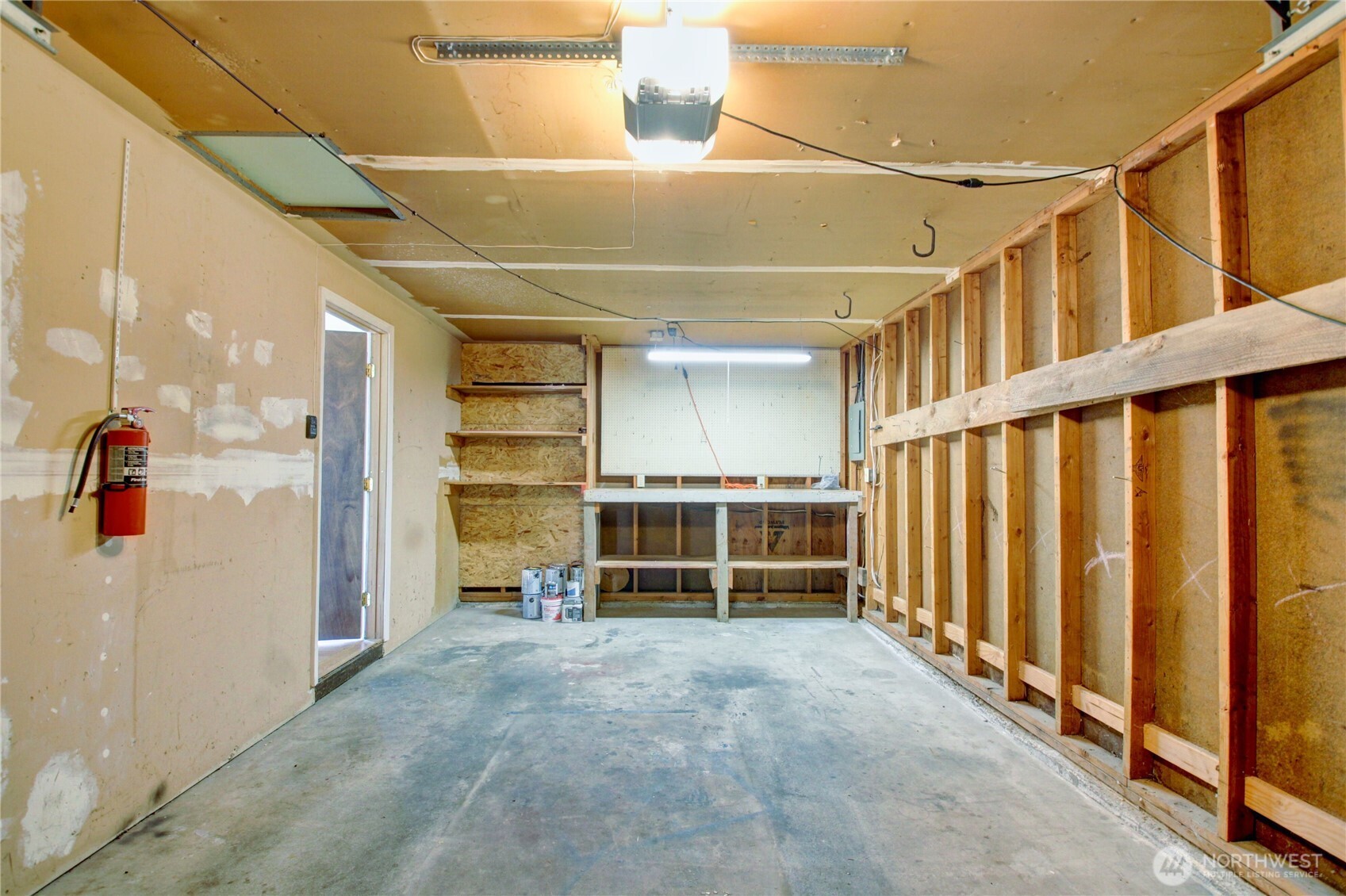 908 S 20th Property Photo 18