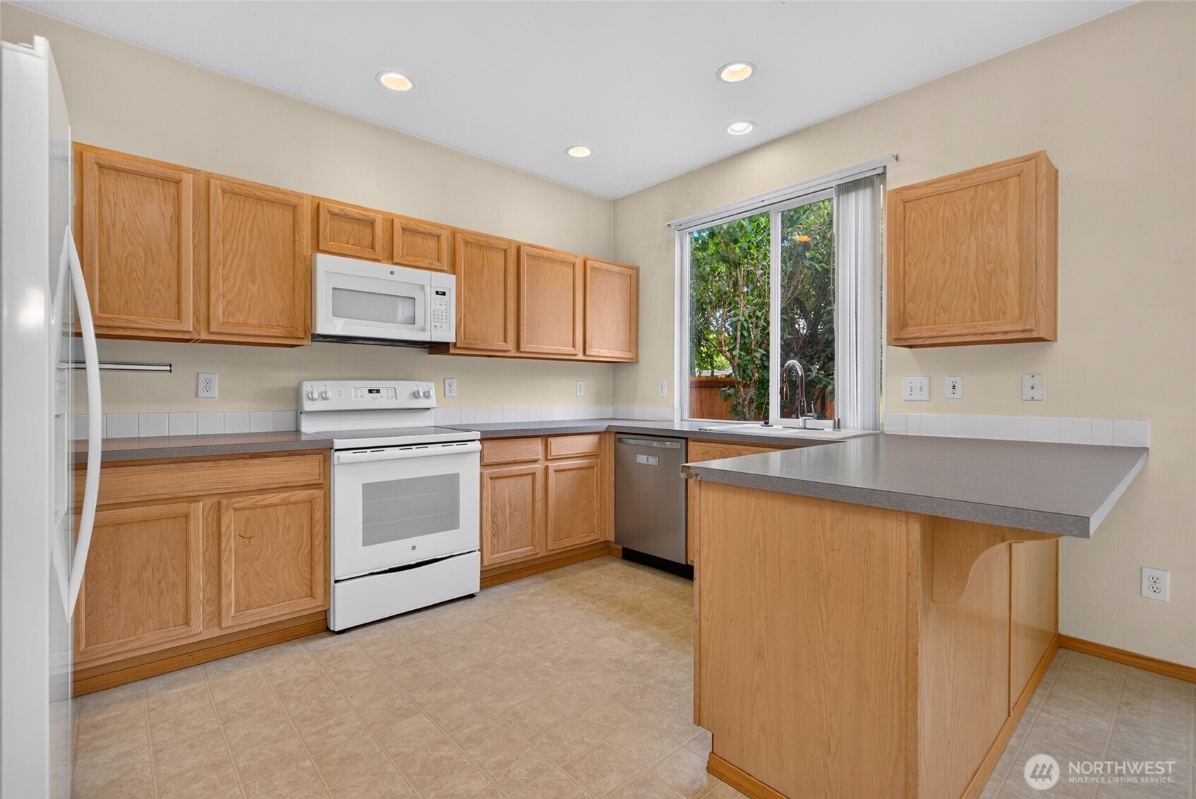 15106 48th Avenue Property Photo 13