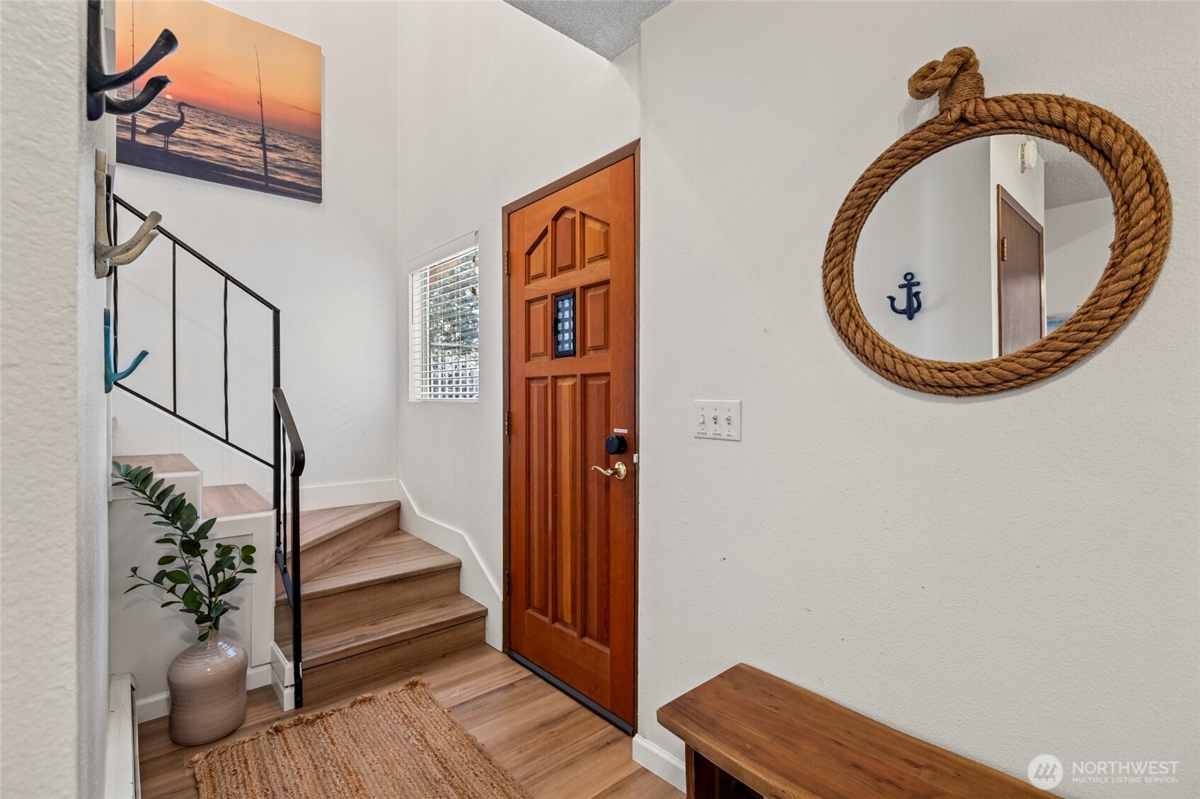 8252 Beach Way Drive Property Photo 6