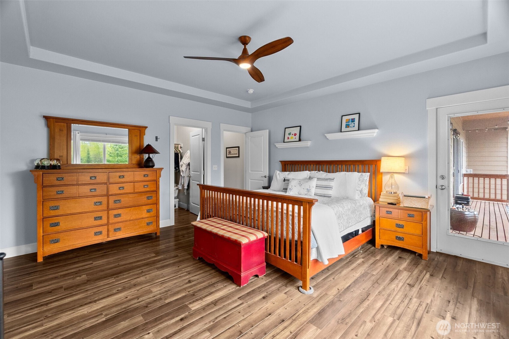 10411 32nd Street Property Photo 4
