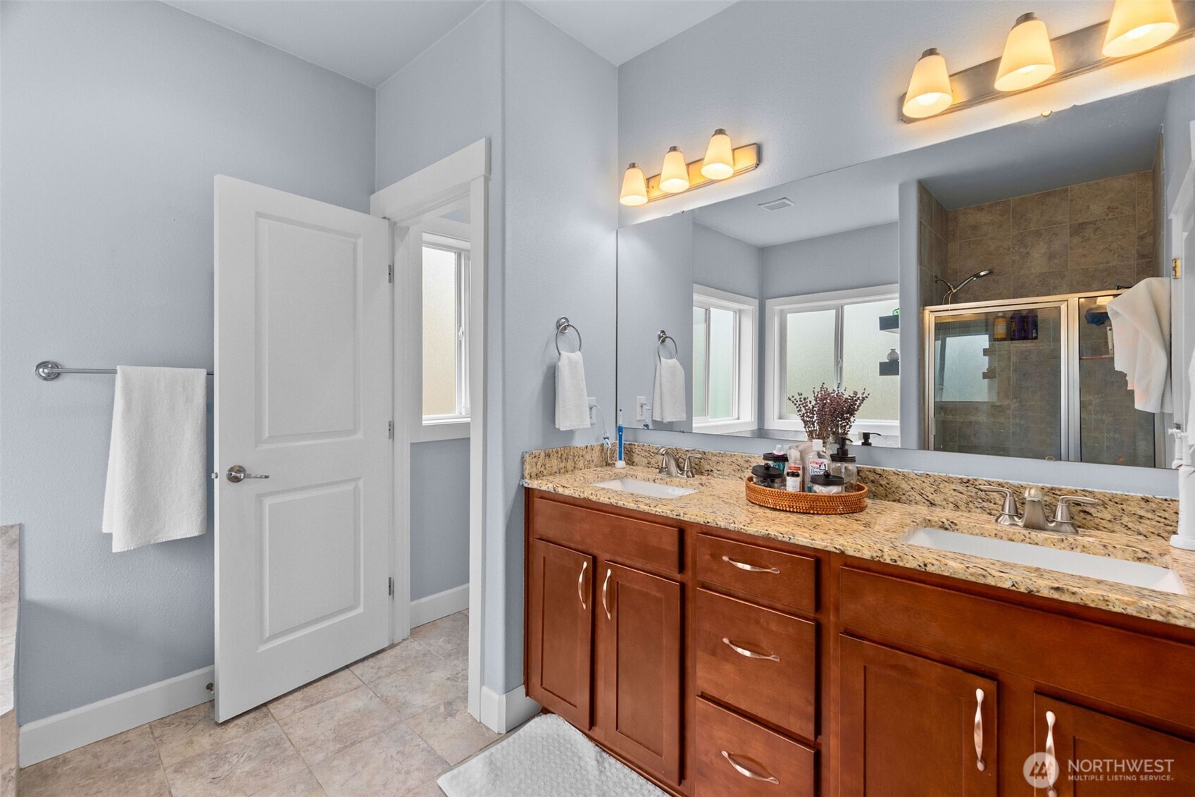 10411 32nd Street Property Photo 18