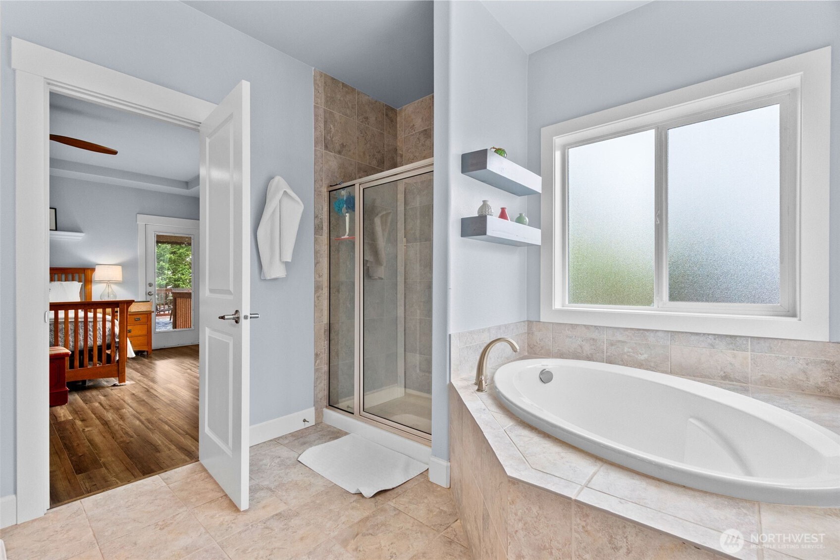 10411 32nd Street Property Photo 19