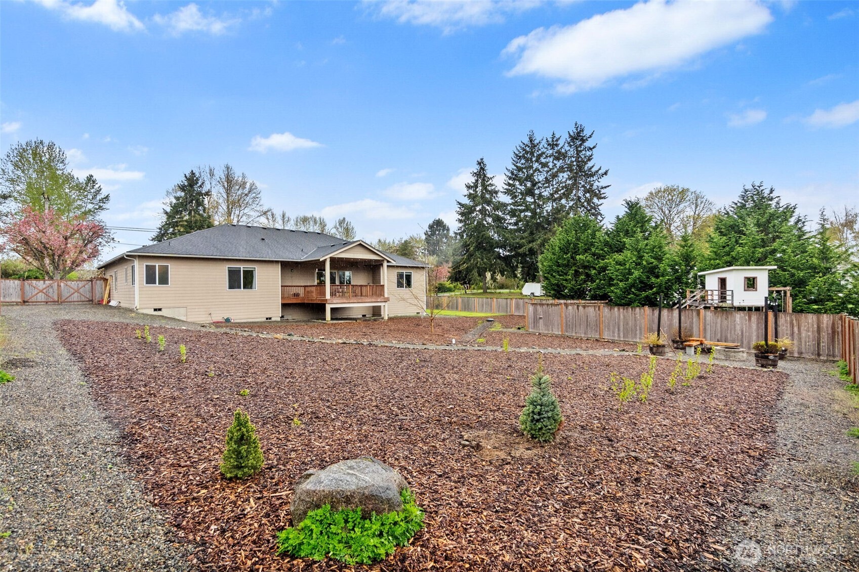 10411 32nd Street Property Photo 31