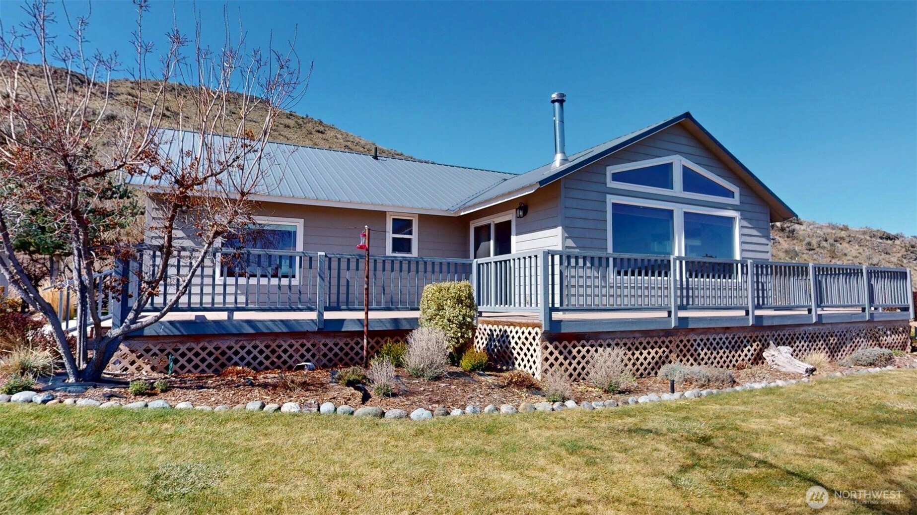 1811 Pine Creek Property Photo 1