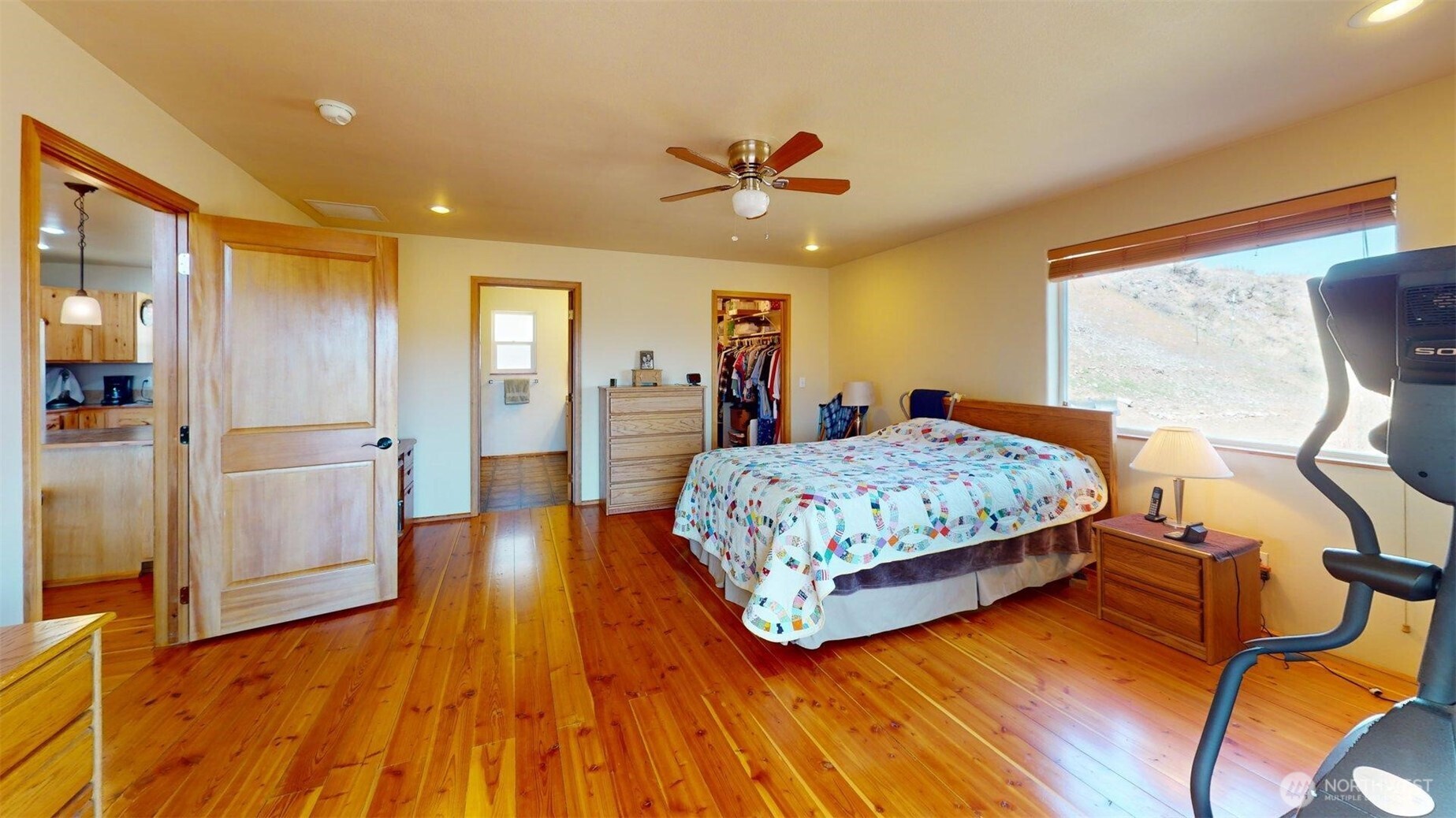 1811 Pine Creek Property Photo 9