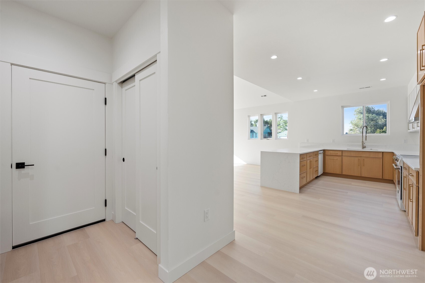 315 Buttercup Street Property Photo 11