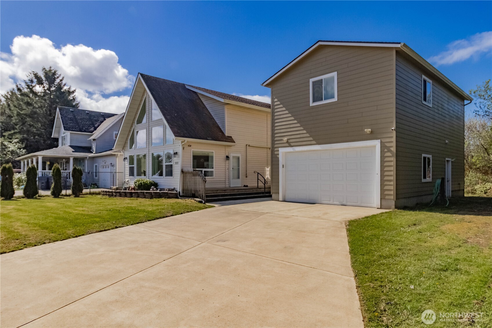 555 Ensign Avenue Property Photo 4