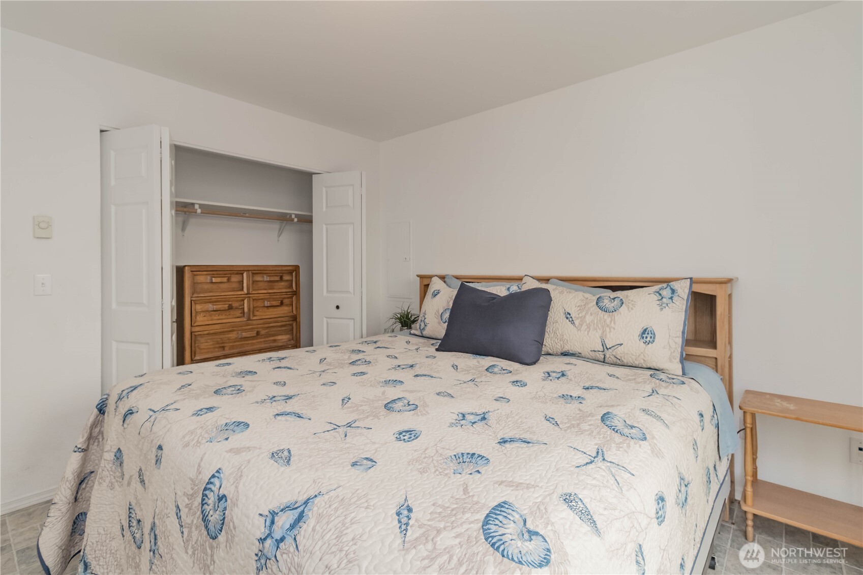 555 Ensign Avenue Property Photo 16