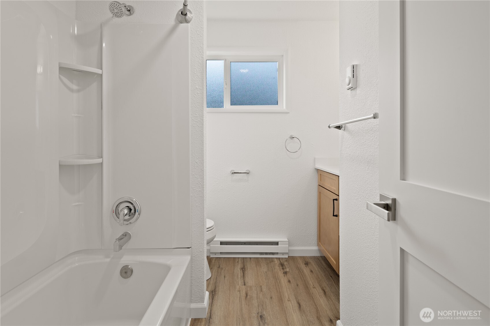 324 S Lafayette Avenue Property Photo 6