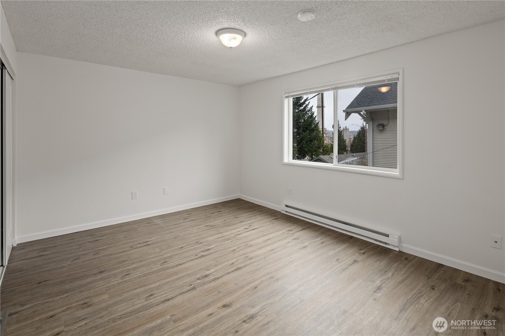 324 S Lafayette Avenue Property Photo 9