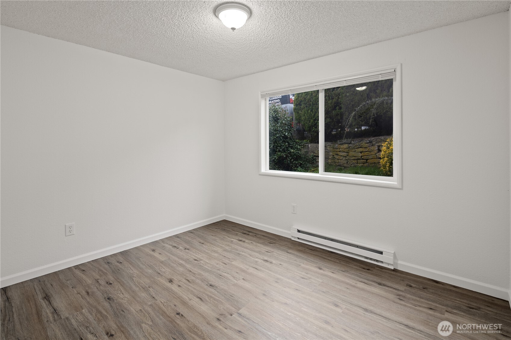 324 S Lafayette Avenue Property Photo 12