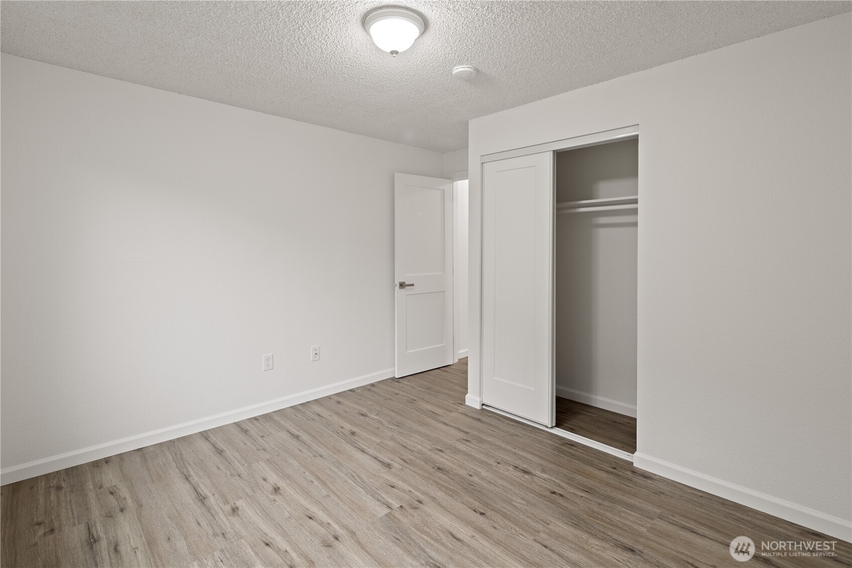 324 S Lafayette Avenue Property Photo 13