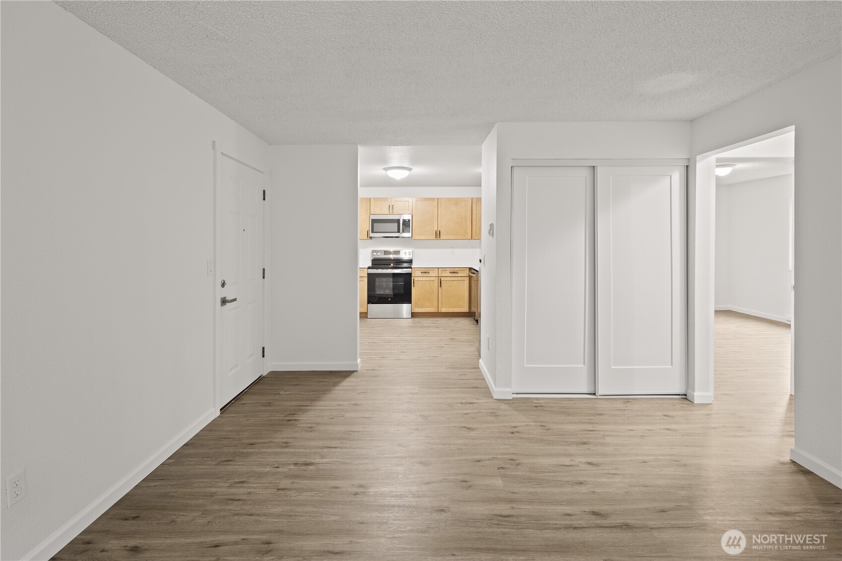 324 S Lafayette Avenue Property Photo 19