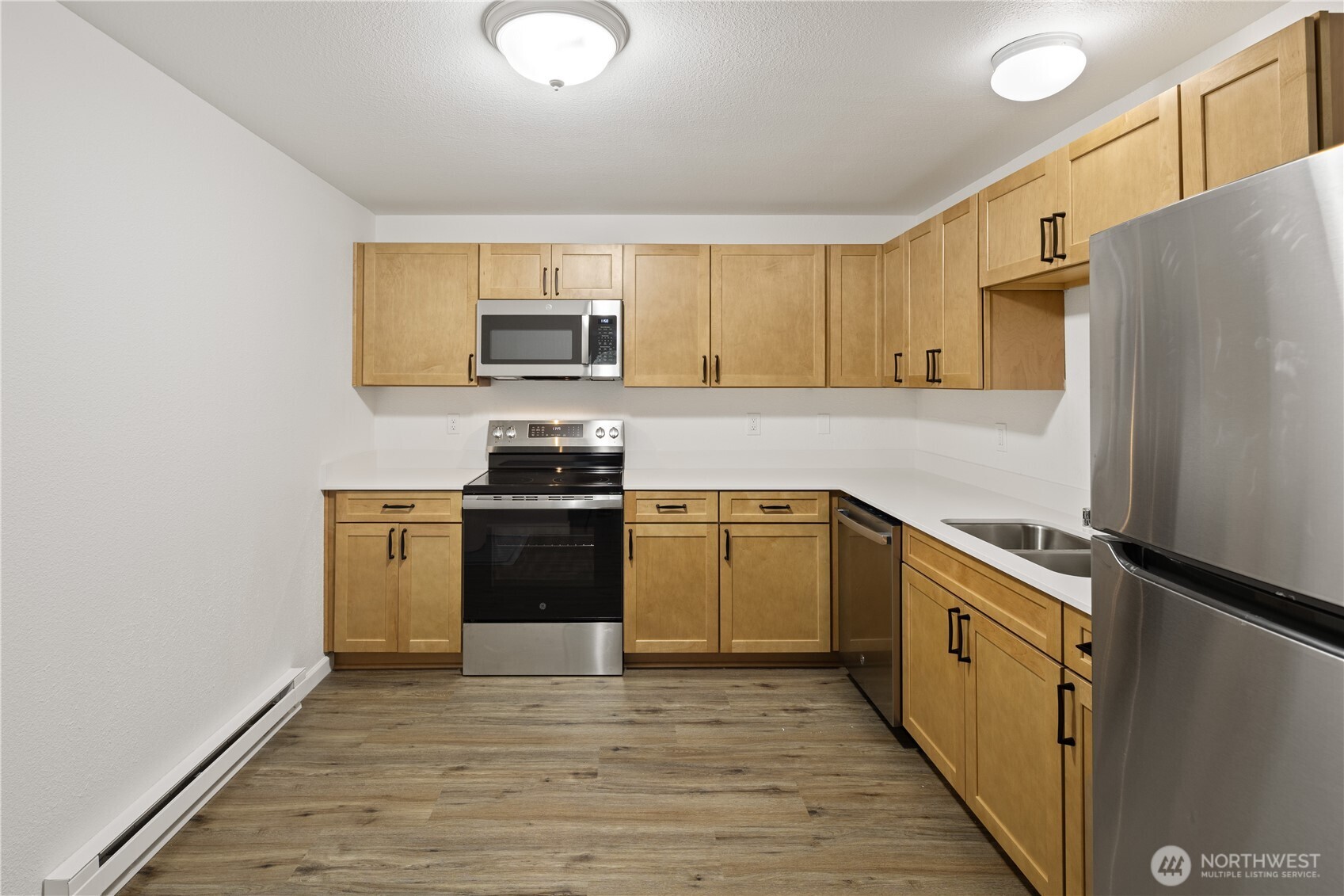 324 S Lafayette Avenue Property Photo 20