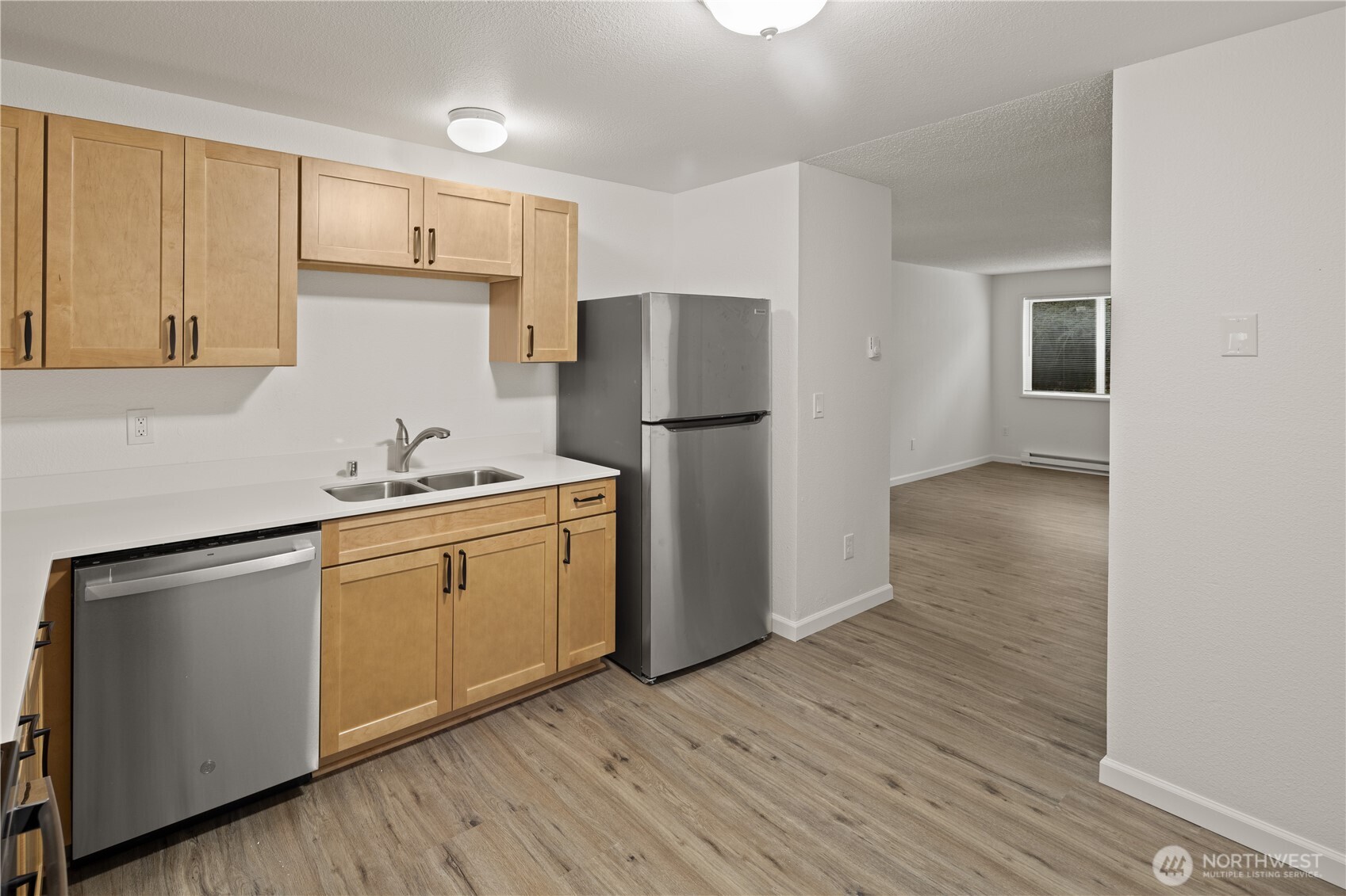 324 S Lafayette Avenue Property Photo 22