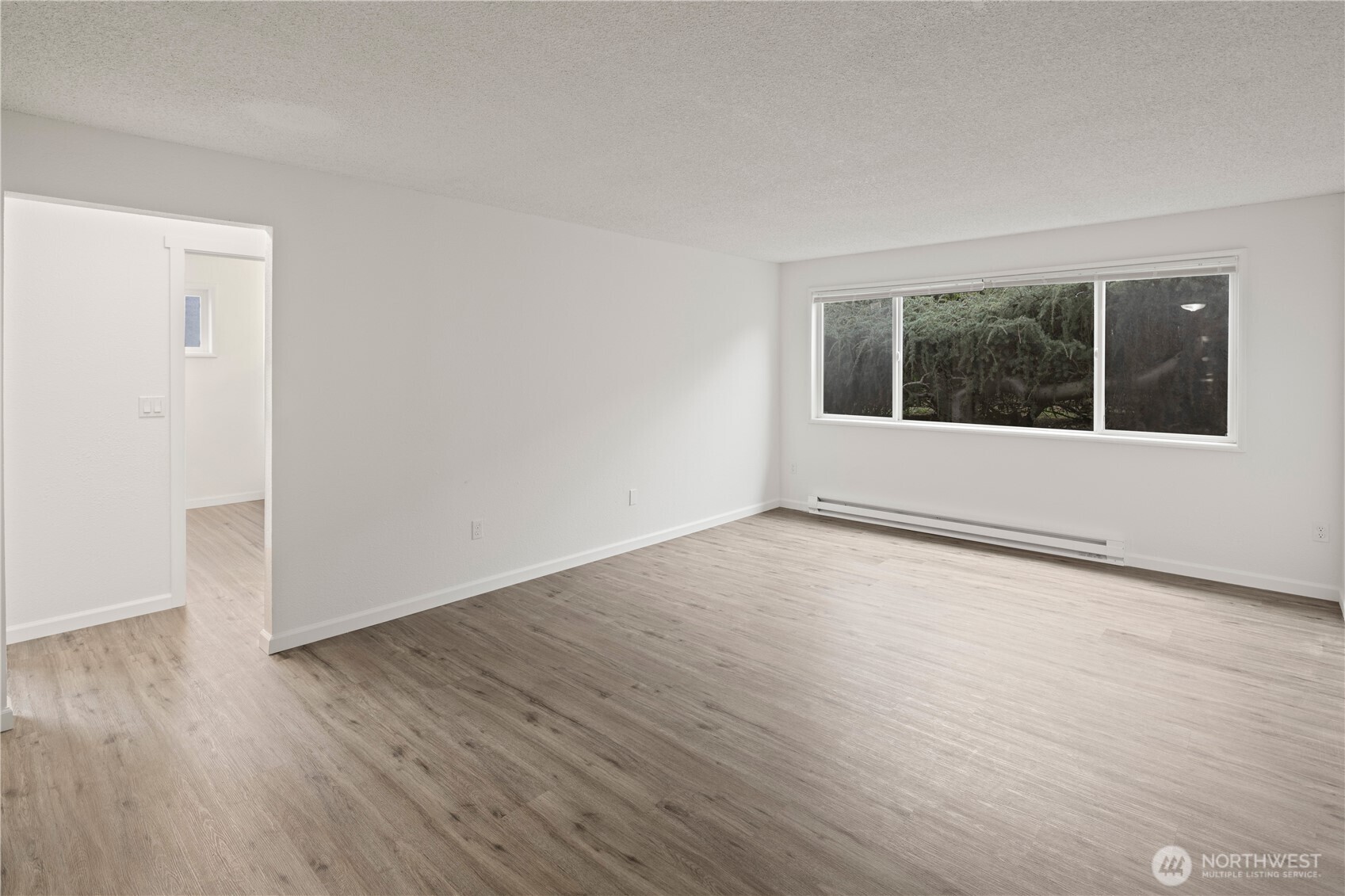 324 S Lafayette Avenue Property Photo 25