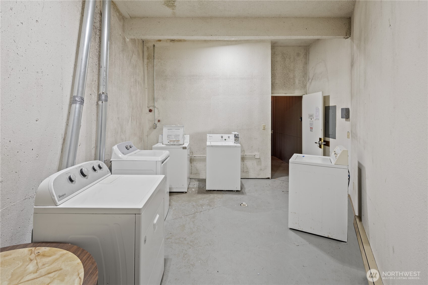 324 S Lafayette Avenue Property Photo 32