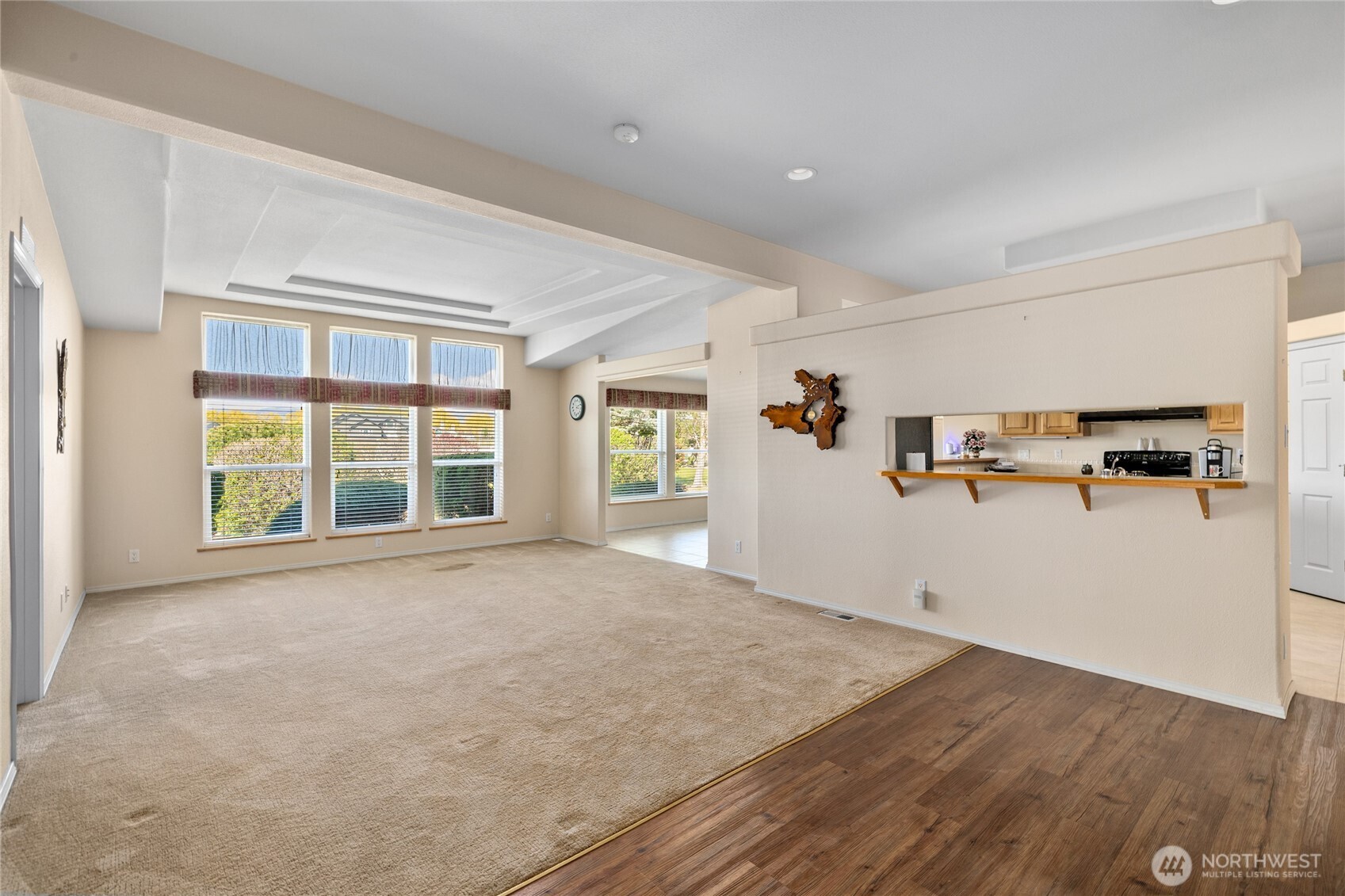 9010 Vantage Highway Property Photo 15