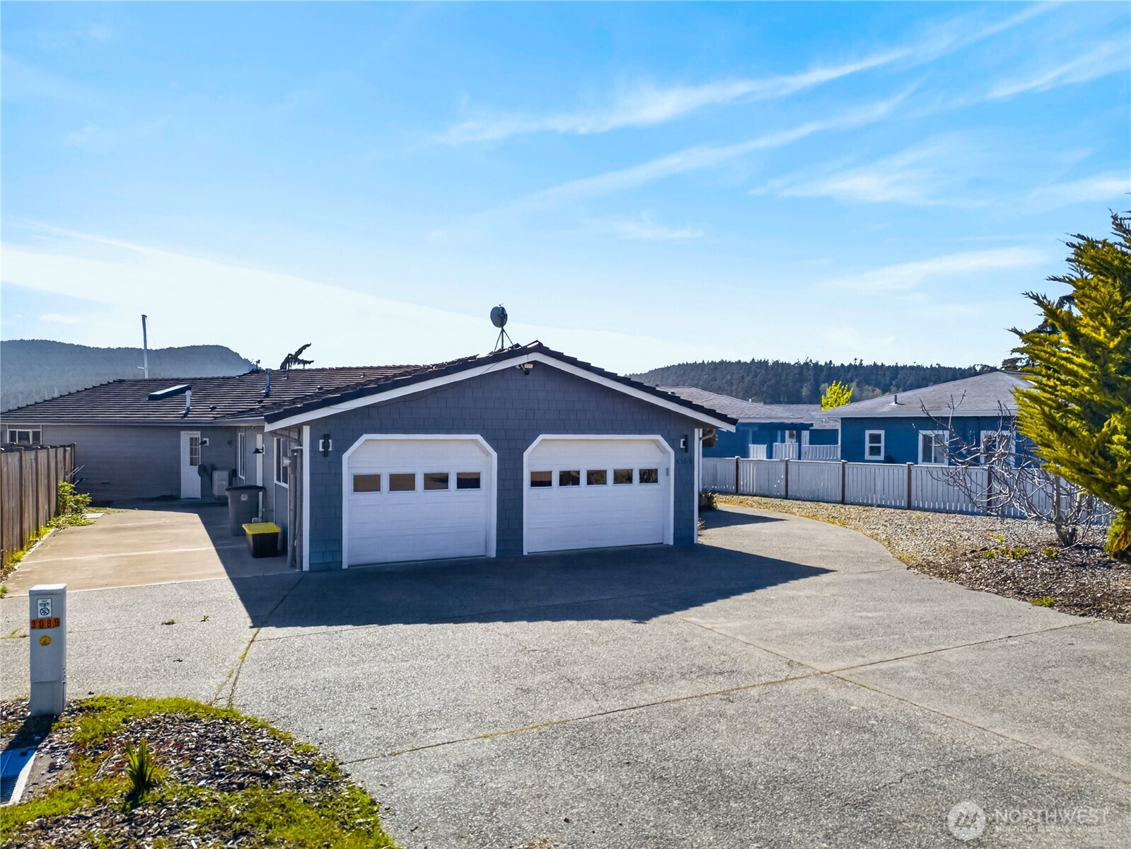 5309 Doon Way Property Photo 2