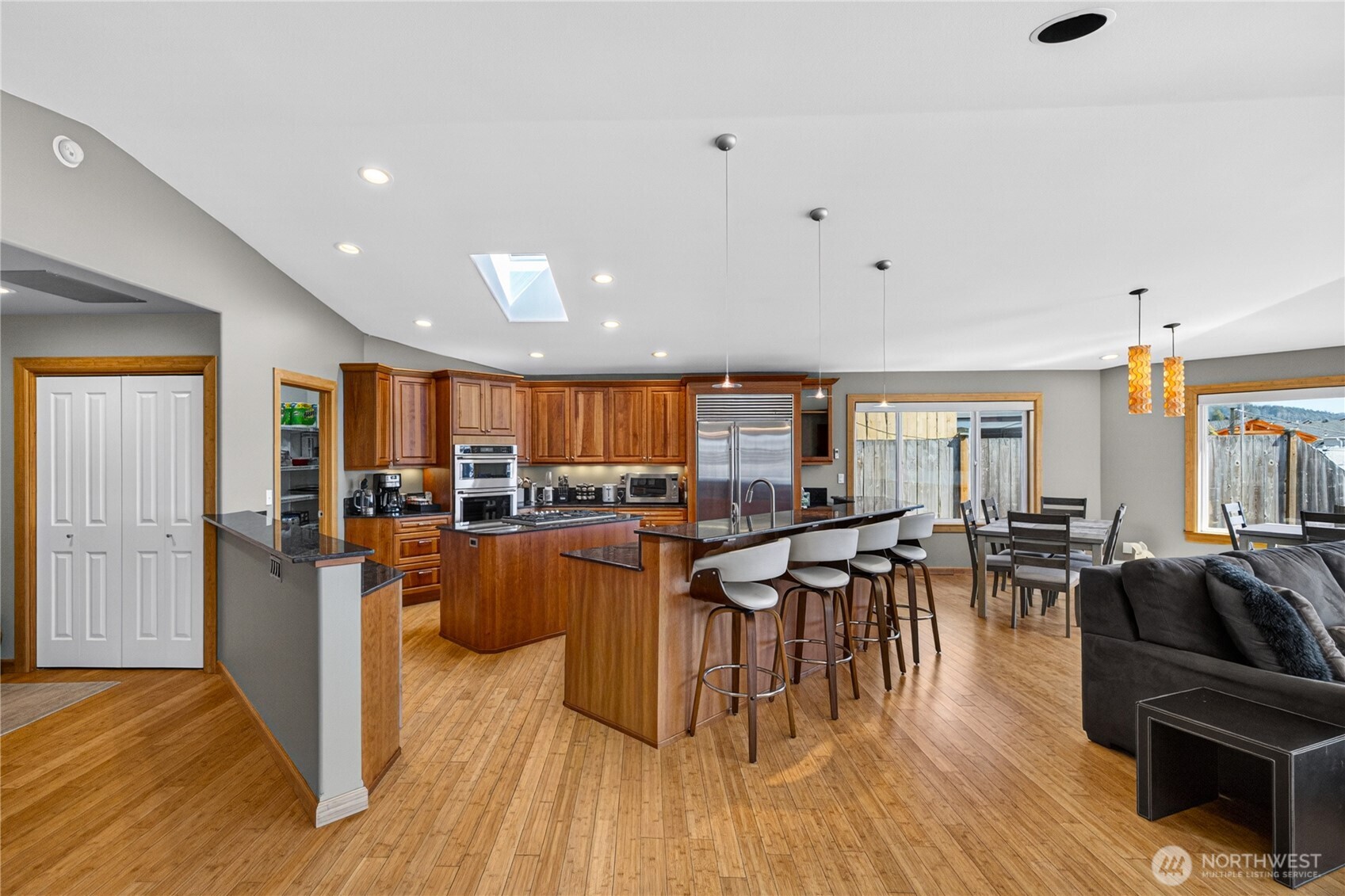 5309 Doon Way Property Photo 4