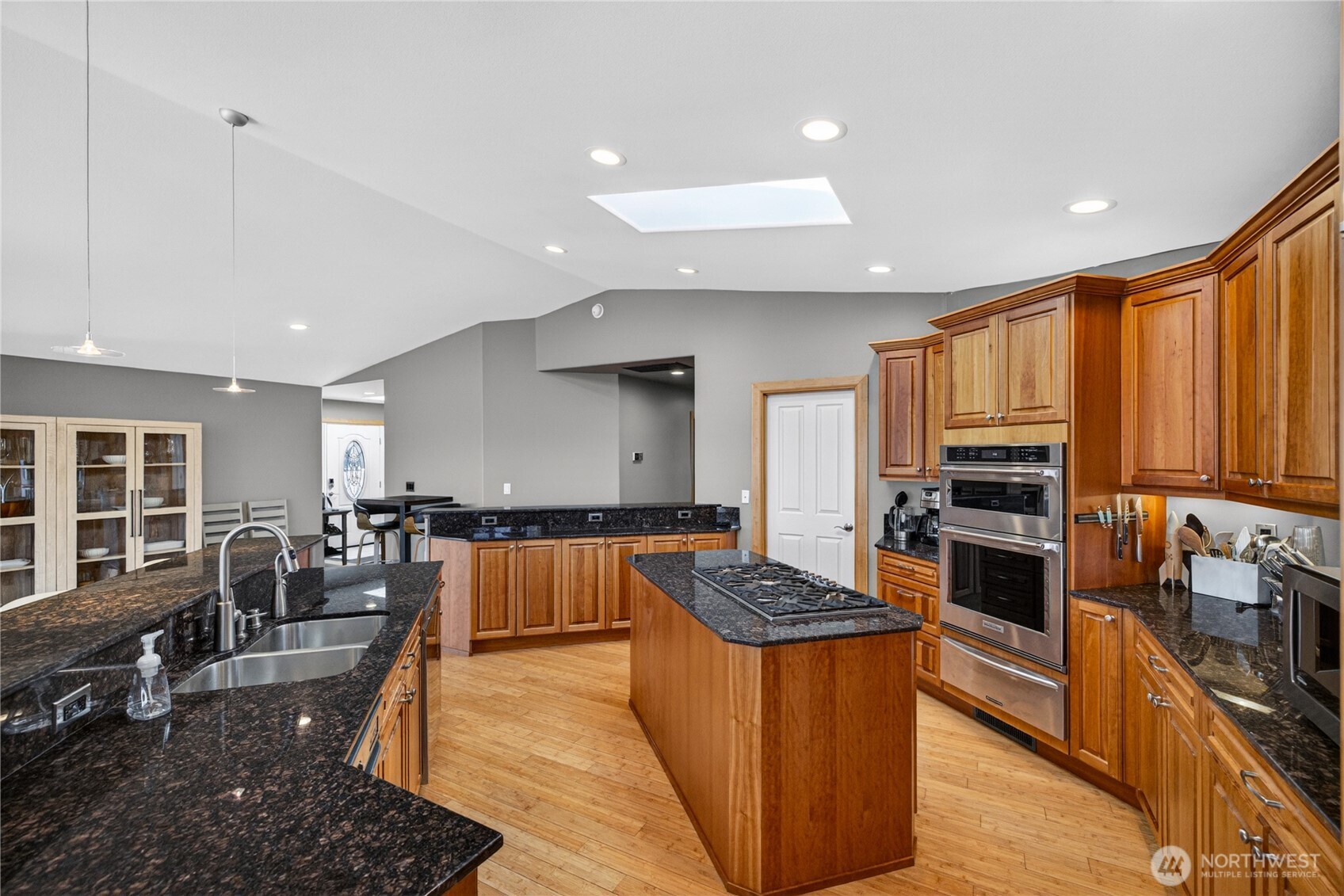 5309 Doon Way Property Photo 15
